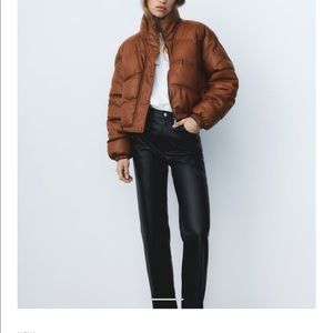 Leather pants stretchy material